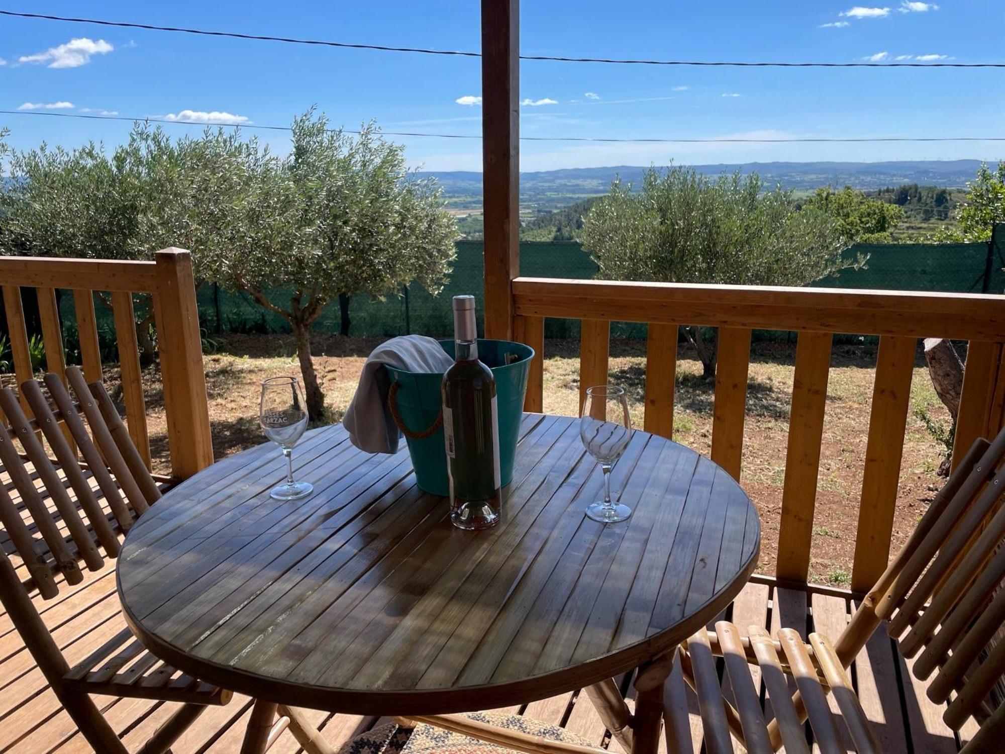 Mobil-Home En Pleine Nature A 3 Mins Du Lac Du Salagou Avec Vue Panoramique Lacoste  Εξωτερικό φωτογραφία