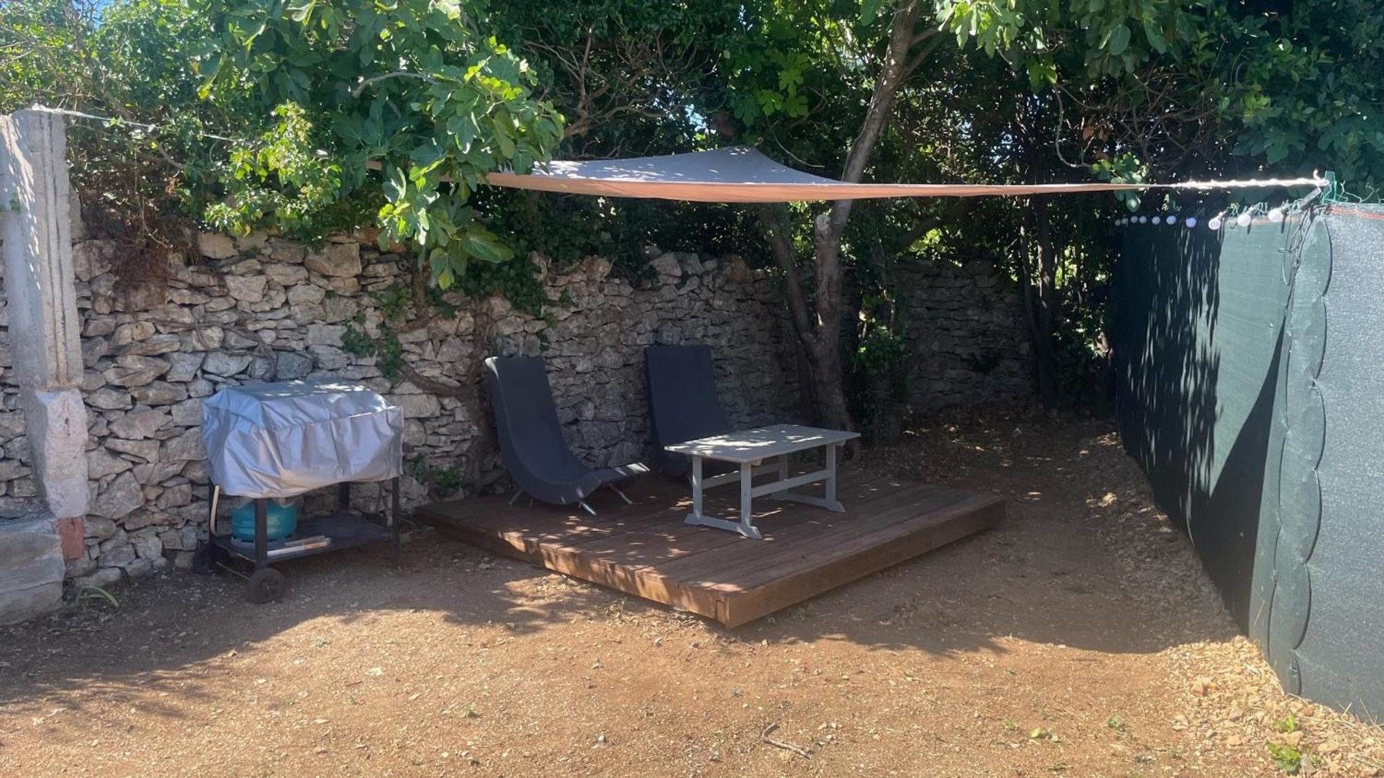 Mobil-Home En Pleine Nature A 3 Mins Du Lac Du Salagou Avec Vue Panoramique Lacoste  Εξωτερικό φωτογραφία